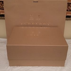 Burberry box with shopping bag